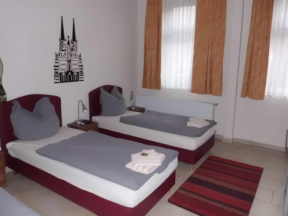 Hotel Schuetze Superior Hürth Zewnętrze zdjęcie