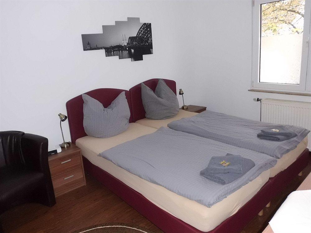 Hotel Schuetze Superior Hürth Zewnętrze zdjęcie