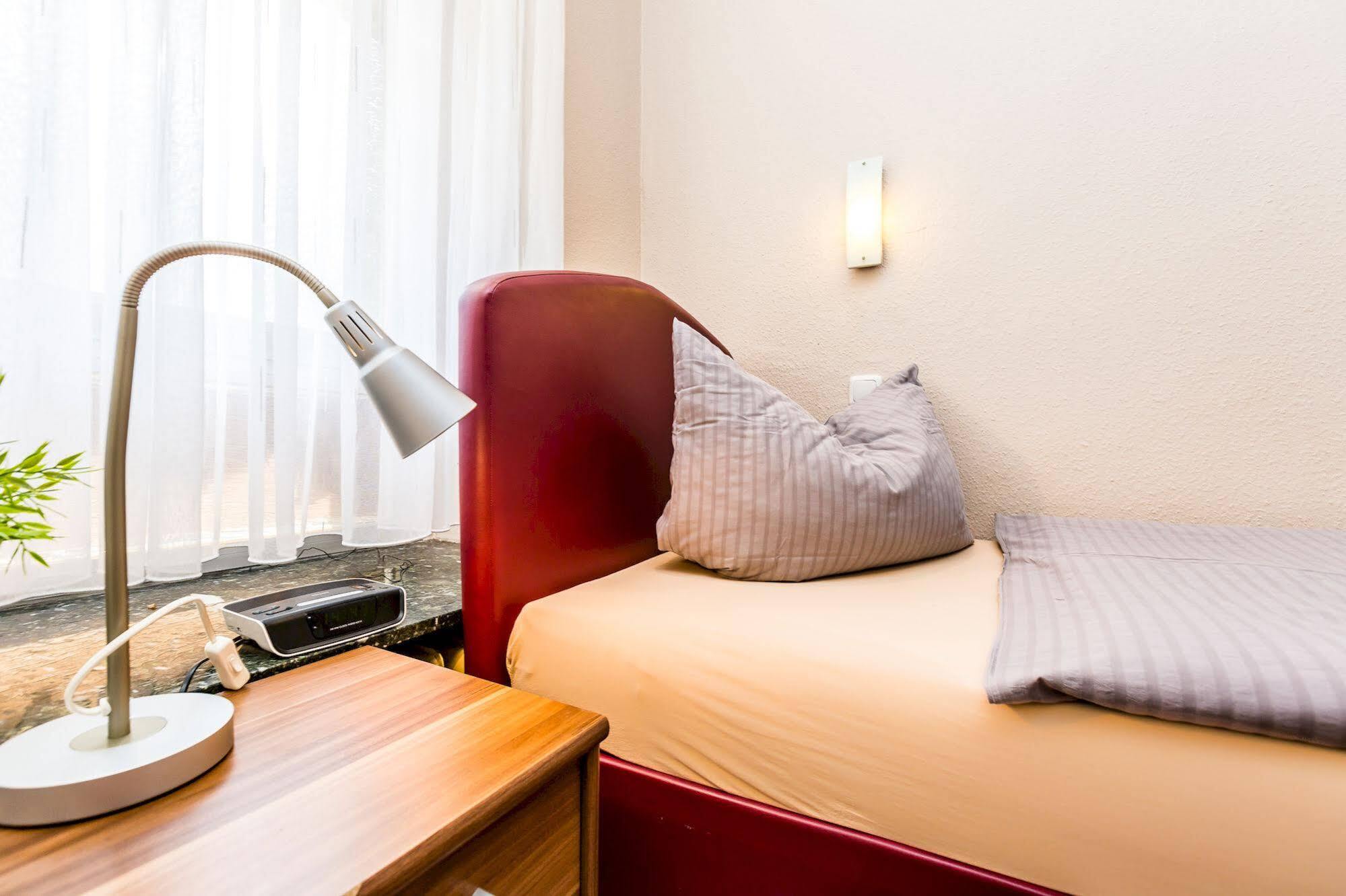 Hotel Schuetze Superior Hürth Zewnętrze zdjęcie